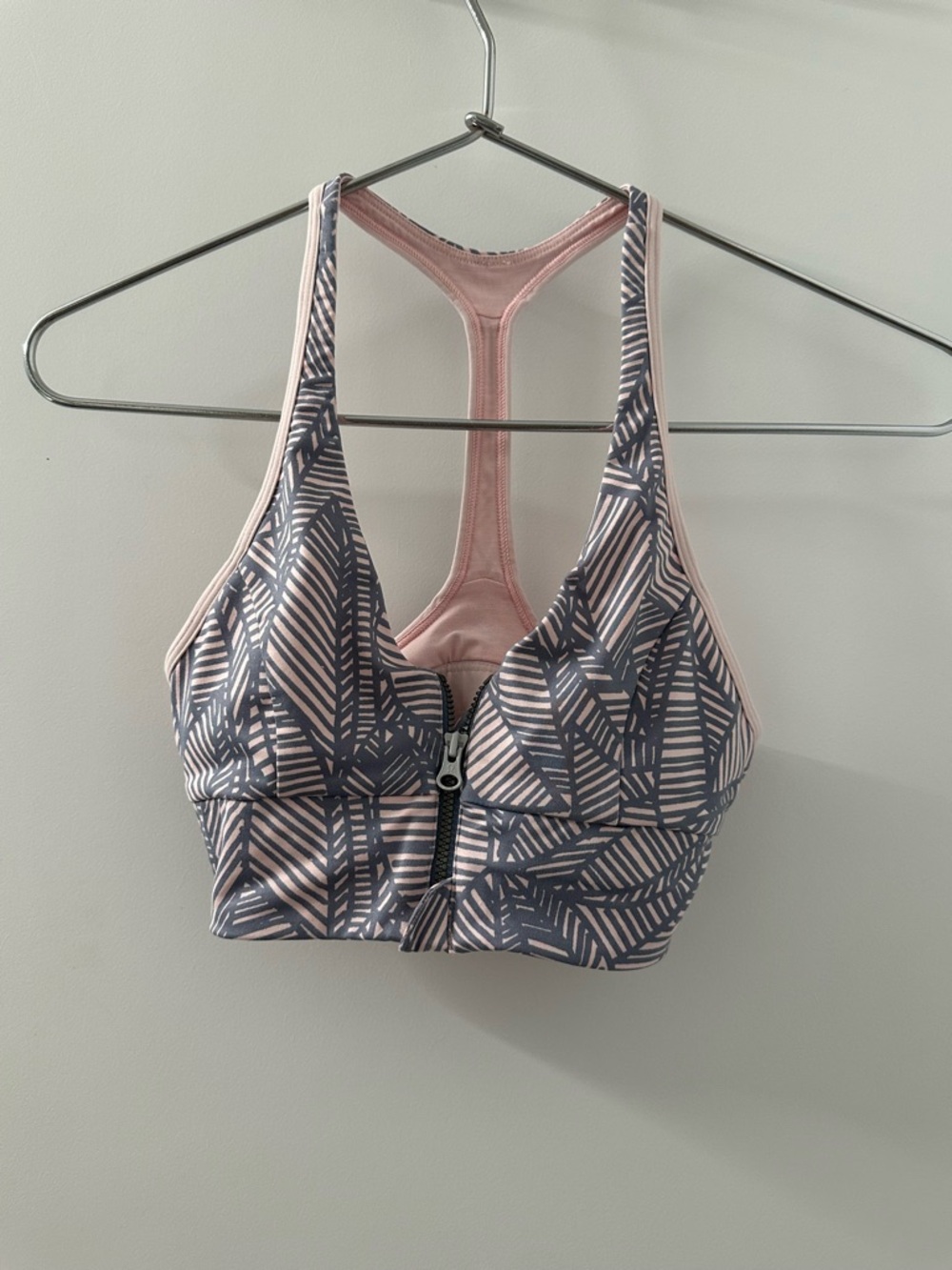 Lululemon Cool to Street‎ Front Zip Sports Bra | Banana Leaf Blush | 4